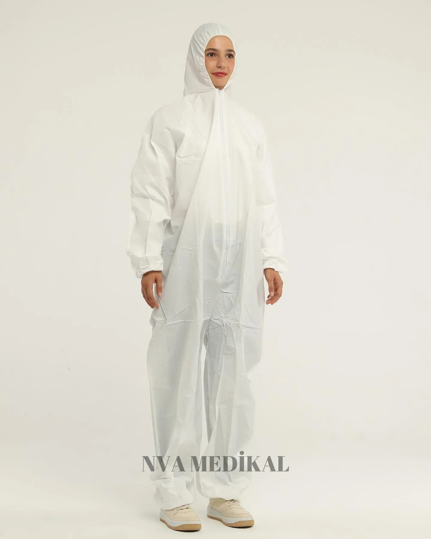 NVA Medikal koruyucu tulum ürünü